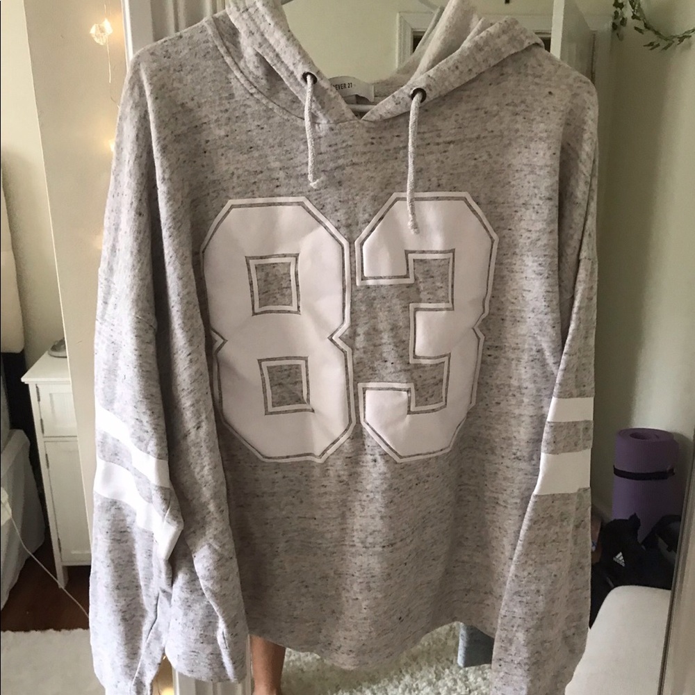 Women’s forever 21 plus sweatshirt